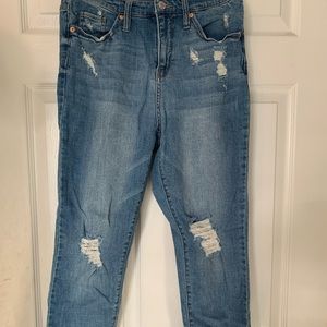 Blue Jeans, Holes in the knees